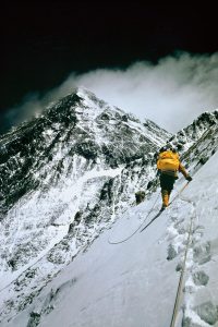 عکس مرد کوهنورد